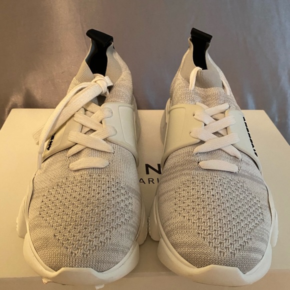 Givenchy sneakers - Picture 2 of 4